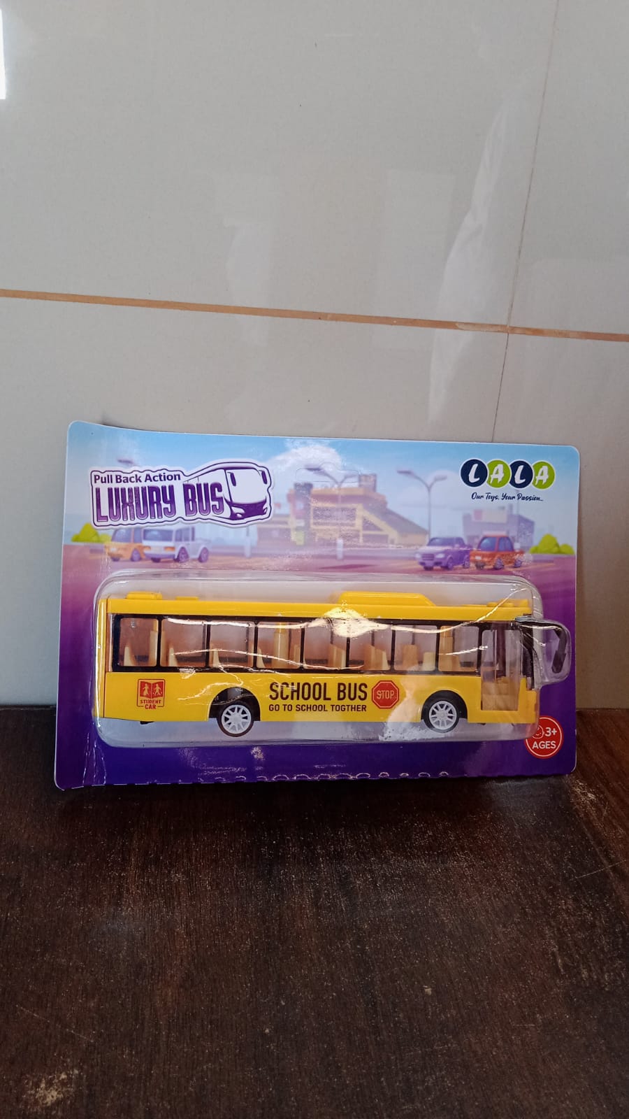Inertia Bus Toys , High Simulation Yellow Fine Details Mini Bus Model Car Toys Prizes for Gift Collections Inertia Bus Toys , High Simulation Yellow Fine Details Mini Bus Model Car Toys Prizes for Gift Collections